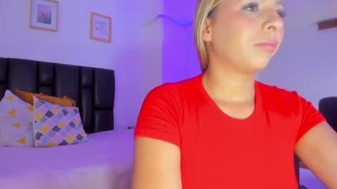 Snapshot of lana__rosse chatting on 20, 5, 2026 Lana online show from 20, 5, 2026