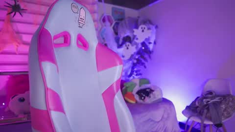 Snapshot of lana_dreams_ chatting on 24, 10, 2025 Lana online show from 24, 10, 2025