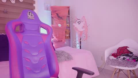 Snapshot of lana_dreams_ chatting on 25, 10, 2025 Lana online show from 25, 10, 2025