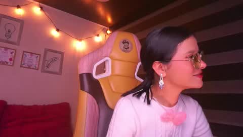 Snapshot of lana_dreams_ chatting on 26, 11, 2025 Lana online show from 26, 11, 2025