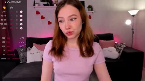Snapshot of lanablu_ chatting on 4, 10, 2025 Lana online show from 4, 10, 2025