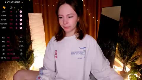Snapshot of lanablu_ chatting on 22, 10, 2025 Lana online show from 22, 10, 2025