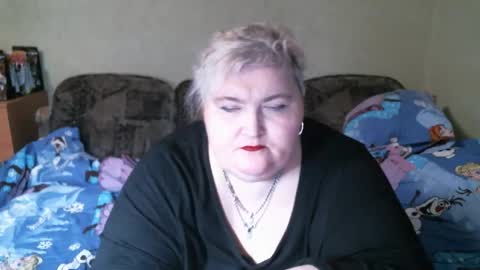 lanacat555 online show from 5, 2, 2025