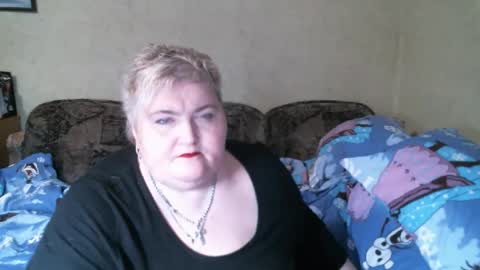 lanacat555 online show from 5, 2, 2025