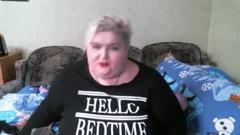 lanacat555 online show from 12, 2, 2025