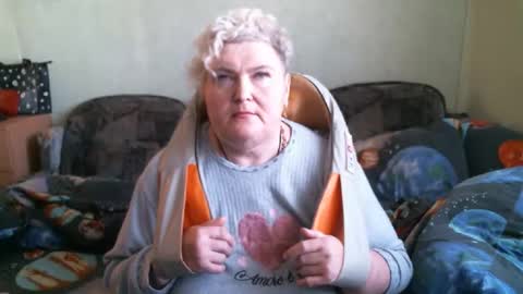 lanacat555 online show from 13, 10, 2025