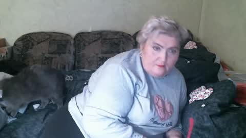 lanacat555 online show from 1, 11, 2025