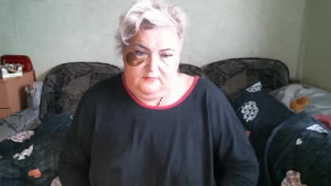 lanacat555 online show from 20, 12, 2025