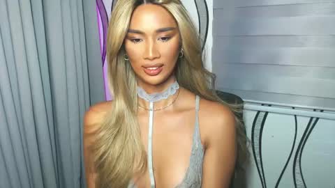 Snapshot of lanadel_hilton chatting on 26, 2, 2025 Lana online show from 26, 2, 2025