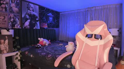 L A N A  online show from 20, 1, 2025