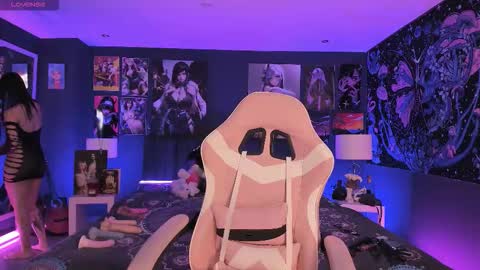 L A N A  online show from 4, 10, 2025