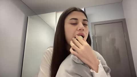 Lana online show from 30, 11, 2025