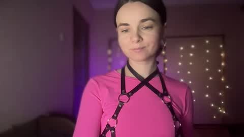 Snapshot of lanaloulou chatting on 20, 9, 2025 Lana online show from 20, 9, 2025