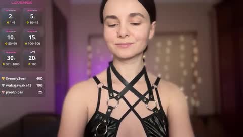 Snapshot of lanaloulou chatting on 23, 9, 2025 Lana online show from 23, 9, 2025