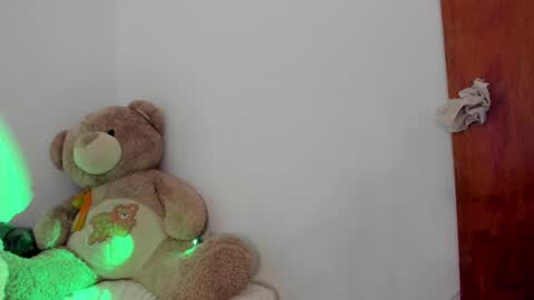 Snapshot of lanarouse1 chatting on 4, 2, 2025 Lana  online show from 4, 2, 2025