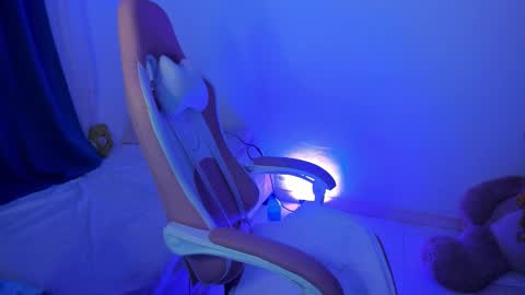 Snapshot of lanarouse1 chatting on 15, 10, 2025 Lana  online show from 15, 10, 2025