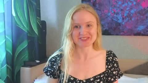 Snapshot of lanavismith chatting on 18, 6, 2026 LanaviSmith online show from 18, 6, 2026