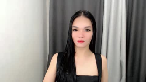 lanawyatt_ online show from 9, 11, 2025