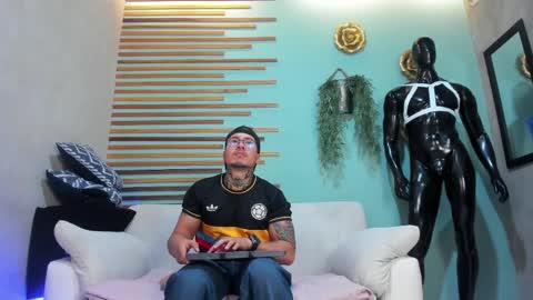 Lance  Max  online show from 11, 4, 2026
