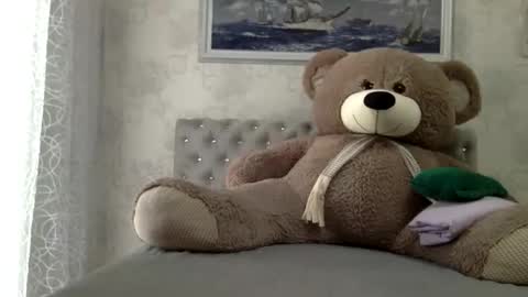 langoria online show from 12, 10, 2025