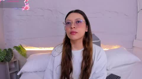 Lanna online show from 13, 4, 2026