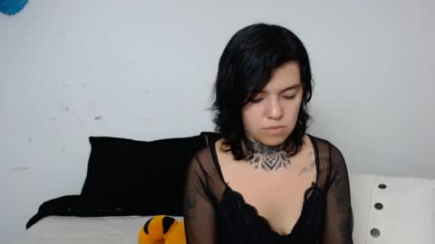 Snapshot of lannie_gonzales chatting on 15, 1, 2025 LANNIE   online show from 15, 1, 2025