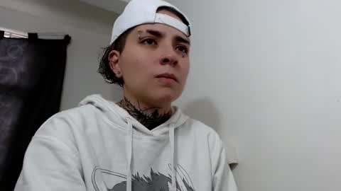 Snapshot of lannie_gonzales chatting on 5, 3, 2025 LANNIE   online show from 5, 3, 2025