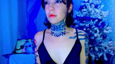 LANNIE   online show from 19, 12, 2025