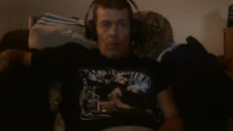 Snapshot of laoseloveboob chatting on 14, 7, 2026 Loveyouboobs1 online show from 14, 7, 2026