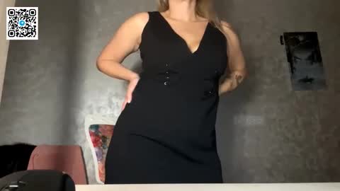 Snapshot of lapussia chatting on 15, 12, 2025 Olena online show from 15, 12, 2025