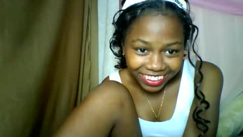 lara_belle online show from 10, 5, 2026