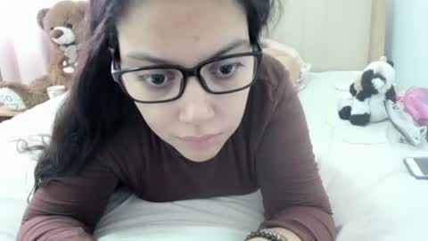 Snapshot of laracamille chatting on 3, 10, 2025 lara online show from 3, 10, 2025