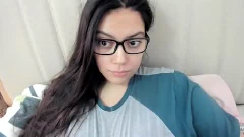 Snapshot of laracamille chatting on 13, 10, 2025 lara online show from 13, 10, 2025