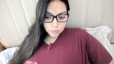 lara online show from 22, 12, 2025