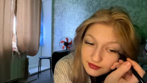 Lily online show from 10, 4, 2026