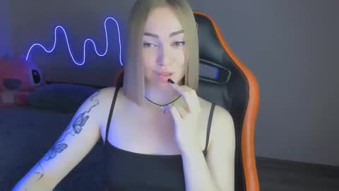 LaraKrein lk online show from 17, 11, 2025