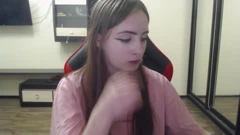 Snapshot of laralianna chatting on 25, 12, 2024 Laralianna online show from 25, 12, 2024