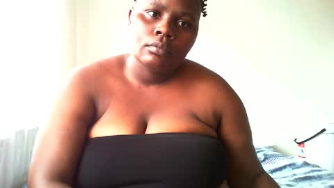 Snapshot of laralovex chatting on 17, 1, 2025 laralovex online show from 17, 1, 2025