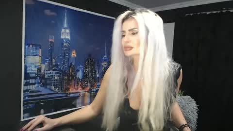 laras_moans online show from 7, 12, 2024