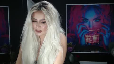 laras_moans online show from 14, 11, 2025