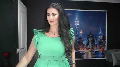 laras_moans online show from 14, 7, 2026