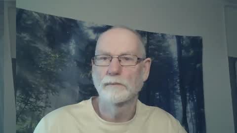 Snapshot of larbie chatting on 15, 12, 2024 Larbie online show from 15, 12, 2024