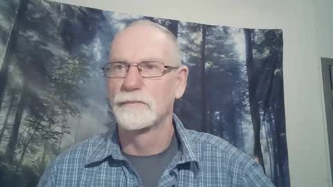 Snapshot of larbie chatting on 26, 12, 2024 Larbie online show from 26, 12, 2024