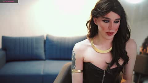 Larisa Lavriki online show from 21, 1, 2025