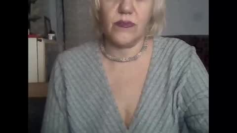 larisaq4ugo24 online show from 12, 1, 2026