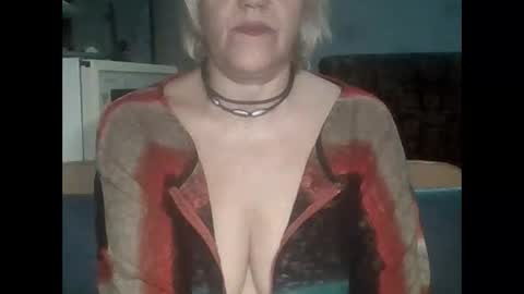 larisaq4ugo24 online show from 18, 3, 2026