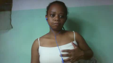 larissa645771 online show from 1, 10, 2025