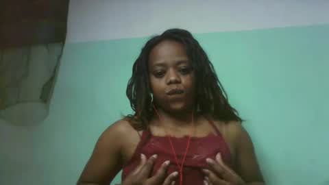 larissa645771 online show from 5, 10, 2025