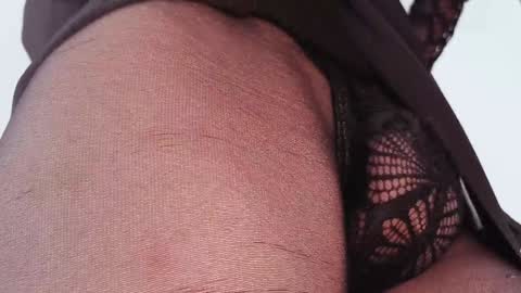 Snapshot of larissa_kitten chatting on 1, 12, 2024 Larissa  online show from 1, 12, 2024