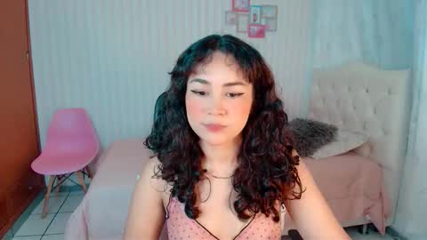 Snapshot of larissalove_doll chatting on 13, 9, 2025 Larissas online show from 13, 9, 2025
